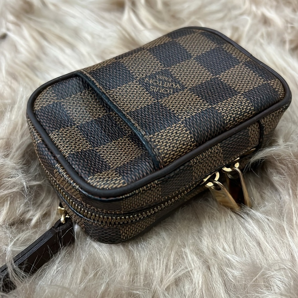 Louis Vuitton Etui Okapi PM - Picture 6 of 13